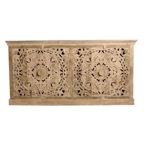 Populart ag (cachet) josefstrasse 92. Sideboard mit orientalischen Schnitzereien aus Mangoholz ...