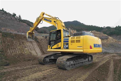 Komatsu Launches Second Gen Pc210lci 11 Semi Auto Excavator With