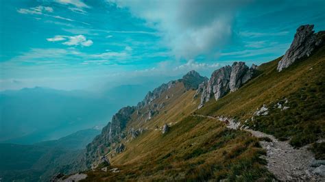 4k The Path Of The Mountain Wallpapers High Quality Download Free