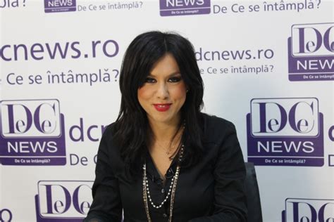 Denise rifai le pregătește admiratorilor săi o mega surpriză. Denise Rifai: Asta spune totul despre Ionuț Cristache | DC ...