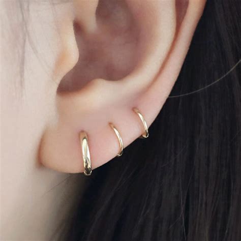 14k Gold Small Thin Hoop Earrings Musemond