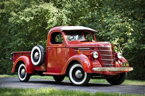 cars classic vintage #Classictrucks | Classic trucks, Old pickup trucks