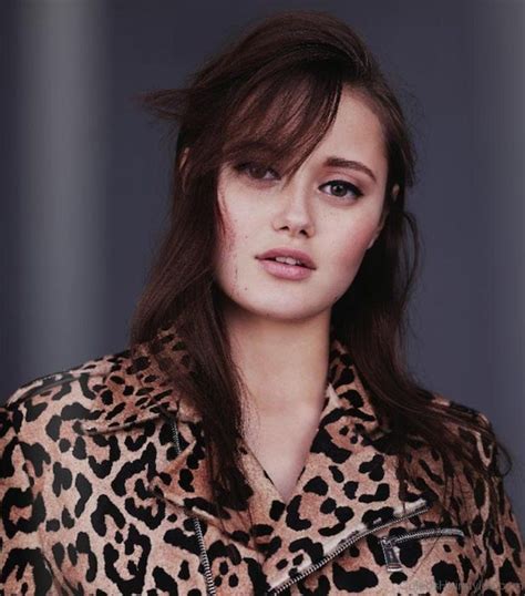 Ella Purnell Attractive Long Hairstyle Long Hair Styles Celebrities Female Celebs