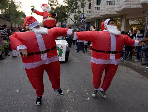The Many Faces Of Santa Claus Photo 1 Pictures Cbs News