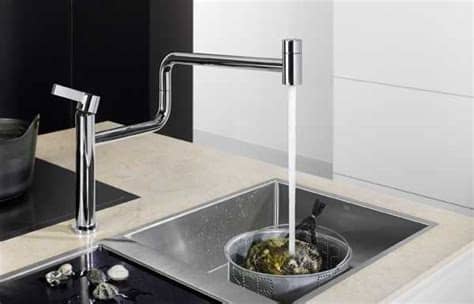 Kitchen faucets - art in the modern kitchen design