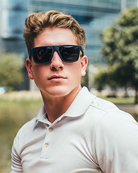 6 Tips For Choosing The Best Sunglasses For Big Heads Mens Sunglasses