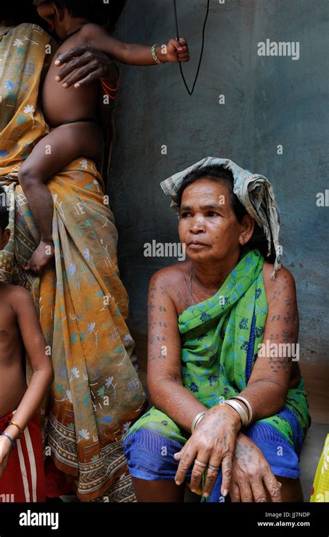 india chhattisgarh bastar tribal gond woman indien chhattisgarh bastar adivasi frau des