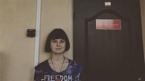 Russische Lgbtiq Aktivistin Erneut Wegen Homo Propaganda Verurteilt Mannschaft