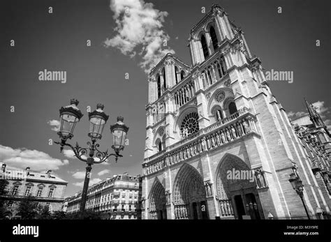Notre Dame De Paris Black And White France Stock Photo Alamy