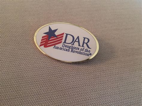 Daughters Of The American Revolution Dar Logo Oval Lapel Pin