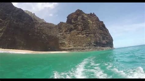 Boat Tour Along Na Pali Coast Kauai Hawaii Uhd 4k Youtube