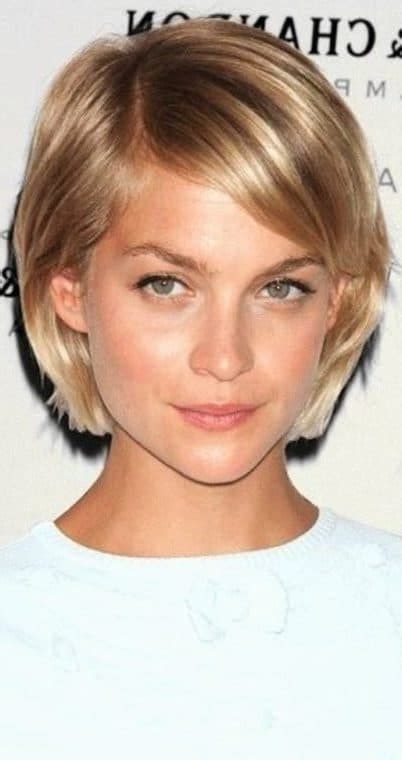 Short Haircuts With Side Bangs