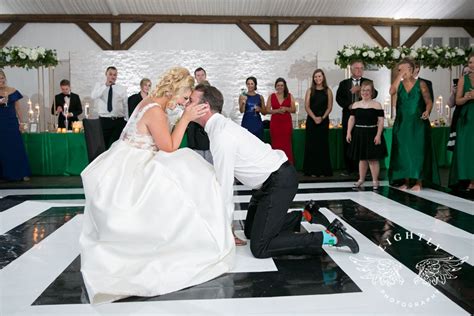 Lone star photo pros have an unmatched quality and the most painless ordering for busy professionals that need top rated photography and videography. Lone Star Mansion | Burleson Weddings | Lightly Photography | Emerald Green Bridesmaid | Green ...