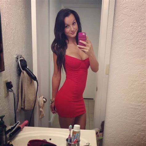 Sexy Women In Skin Tight Dresses That Will Catch Your