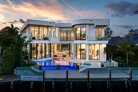 Step Inside A Contemporary Waterfront Estate In Boca Ratons