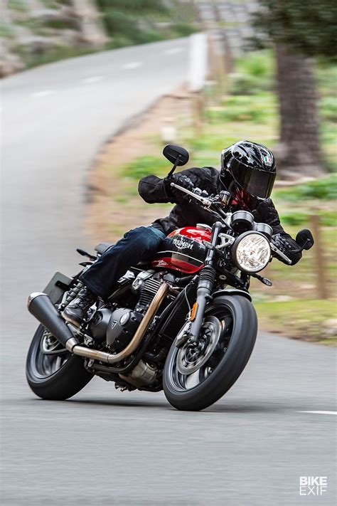 Review The 2019 Triumph Speed Twin Triumph Cafe Racer
