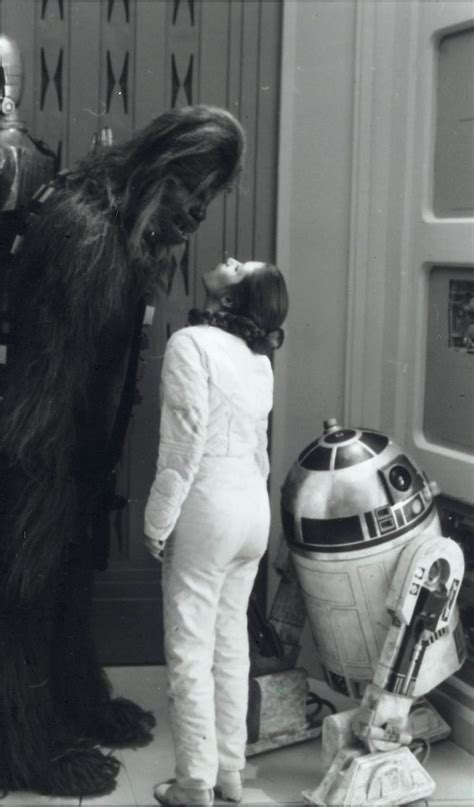 Chewbacca Carrie Fisher Princess Leia And R2 D2 Behind The Scenes