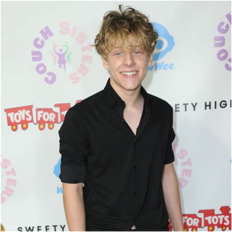 Here at quizzcreator we have millions of questions and quizzes, so play this quiz from here here you can create your own quiz and questions like how old is lev cameron? Piper Rockelle - Net Worth, Boyfriend (Lev Cameron), Age ...