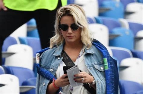 She is the wife of antoine griezmann who is a spanish soccer player. Erika Choperena - Bio, Facts, Family, Relationship with ...