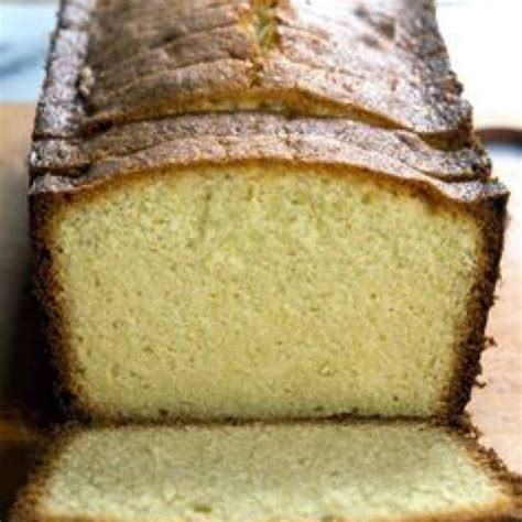 Instead of adding liquid sweetener i used 3 tablespoons of concentrated apple juice. Low Carb LCHF Cream Cheese Pound Cake | Recipe in 2020 ...