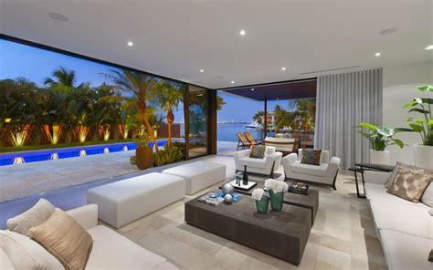 A New Modern Miami Beach Home With Spectacular Sea View Beach House
