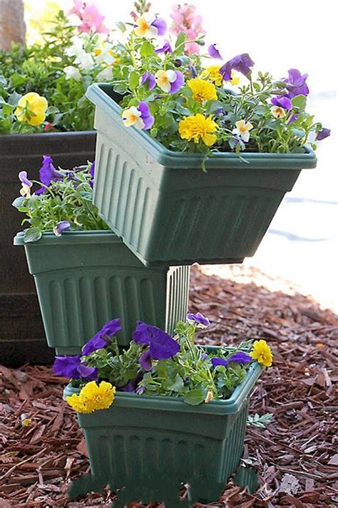 Diy Flower Towers You Can Make Yourself To Beautify Your Yard Diy