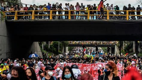 3 Factores Para Entender Las Protestas En Colombia Y La Indignación Contra La Reforma Tributaria