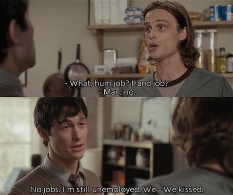 Two love birds finally come together and kiss. Matthew Gray Gubler in 500 days of summer | Matthew gray ...