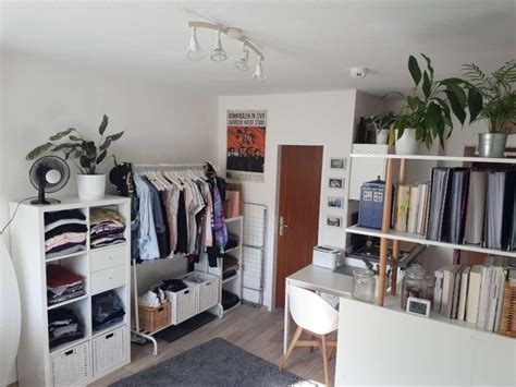 Jetzt wohnung mieten mit 4 bis 4,5 zimmer! 1 Zimmer Apartment / Wohnung / Apartment in Kassel Nähe ...