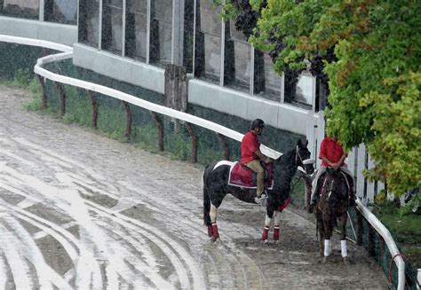 Weather Forces Saratoga Race Course To End Card Early