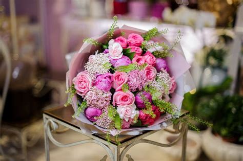 Wonderful Bouquet Of Pink And White Roses Pink Orchids And White Lilac