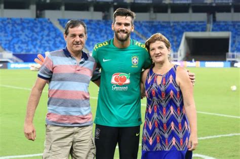 Alisson — with his gloves on and unmissable in his black shirt and shorts — found alisson got up off the ground and was immediately mobbed by his teammates. Classify Brazilian GK Alisson Becker and his brother ...