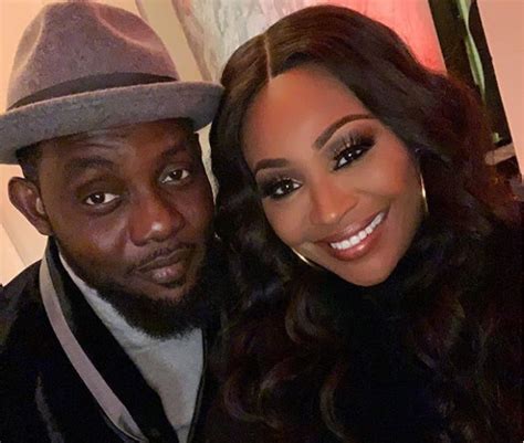 Comedian Ay Poses With American Reality Tv Star Cynthia Bailey Actor Dl Hughley