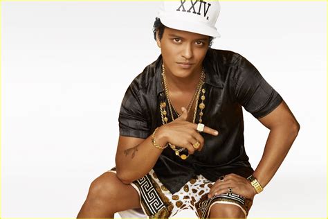 Bruno Mars Drops Thats What I Like Music Video Watch Now Photo
