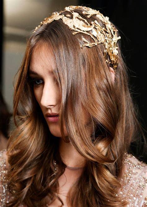 9 Insanely Pretty Gold Hair Accessories To Wear Tomorrow Gold Hair