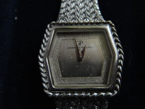 Jam tangan wanita menjadi salah satu aksesoris fashion yang dapat digunakan untuk meningkatkan penampilan. Antique Corner Collections: Jam Tangan Wanita GP (GIRARD ...