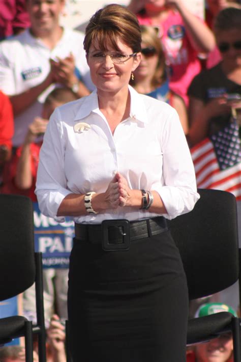 Alaska Governor Sarah Palin Campaigns At The Richmond International