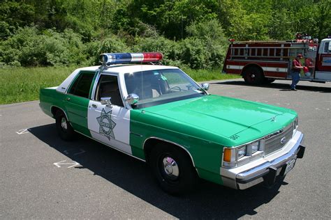 Craigslist has listings for gigs in the san diego area. Ford LTD Crown Victoria 1991 San Diego Police Car | Foto ...