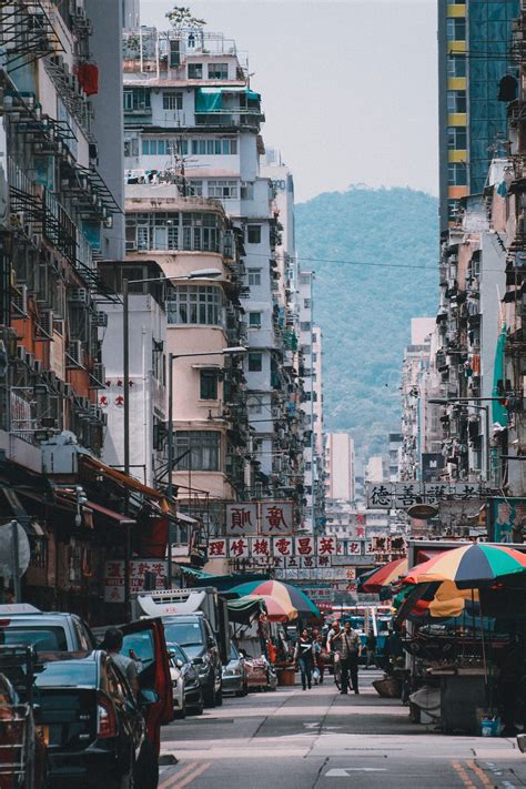 Crowded City Pictures Download Free Images On Unsplash