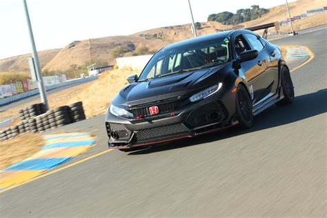 Honda Now Offering Race Ready Version Civic Type R News Grassroots