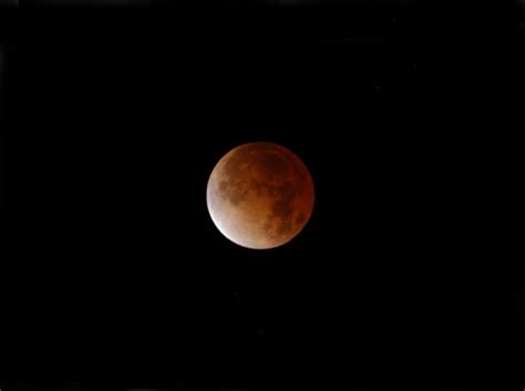 Following the eclipse, the event repeats in reverse as the moon moves out of earth's shadow. Blood Moon - Lunar Tetrad