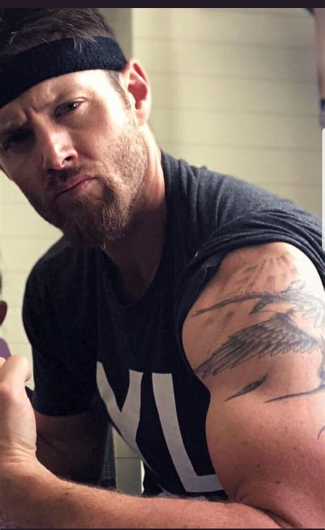 Jensens Tattoo 🤘🏼🖤☠️ Jensen Ackles Hot Jensen Ackles