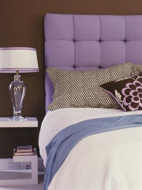 However, for someone looking to outfit their bedroom by using the earth color palette, it can be difficult to think of ideas. No-Fail Guest Room Color Palettes | HGTV