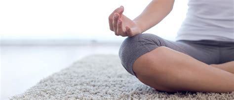 how to start yoga at home - YOGI TIMES