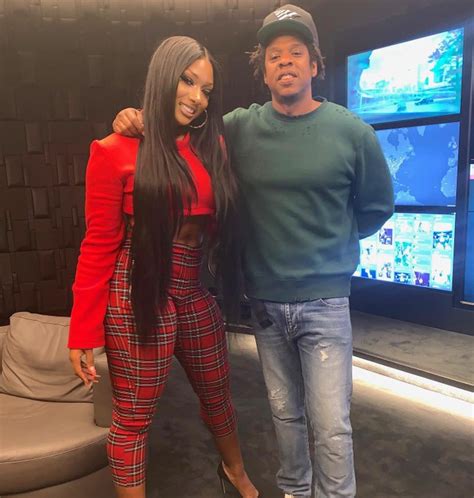 Megan thee stallion has quickly become the female rapper to watch since bursting onto the scene doing cyphers on her college campus, as noted by vulture. Megan Thee Stallion Signs With Roc Nation - That Grape Juice