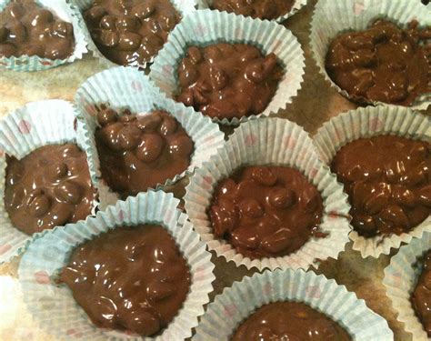 Get cooking tips from country singer trisha yearwood on countryliving.com. Trisha Yearwood Favorite Candy Recipes - Lizzie's ...