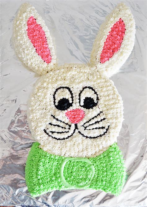Auntie coco cake's going to be very busy creating adorable cakes for all of her crazy little. Homan at Home