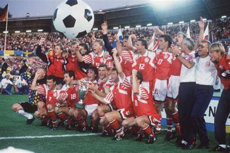Dänemark 56 seiten din a4 finale em 26.06.1992. Endspiel 1992: So verlor Deutschland das EM-Finale gegen Dänemark - Bilder & Fotos - DIE WELT