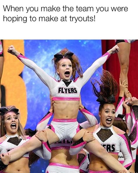 Idea By Summer Simpson On Inspirational People Cheer Fails Cheerleading Pictures Funny