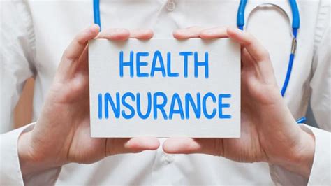 Top 10 Health Insurance Plans in India 2020 for family or ...